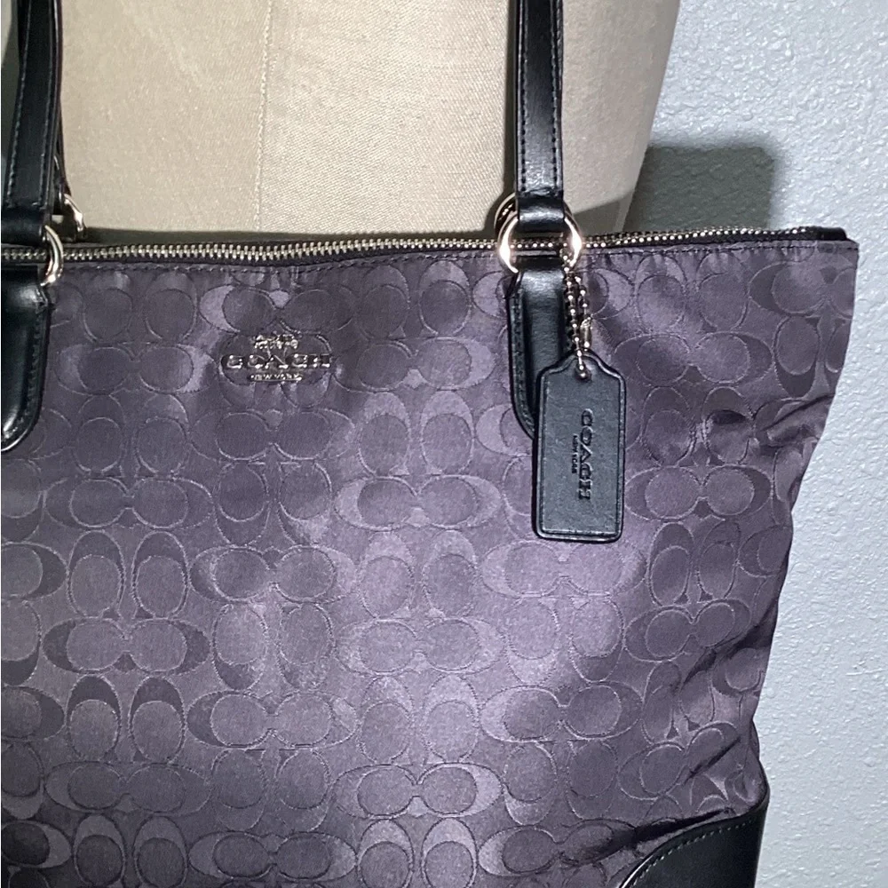 Coach black signature shoulder bag